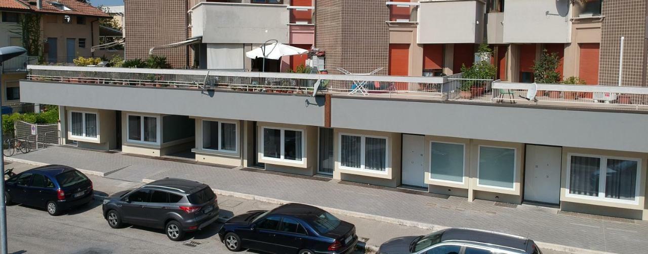 Rivabella Suite Apartments Rimini Exterior photo